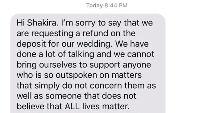 Photographer Receives Message From Bride Demanding Her Money Back Because She Supports BLM, Has A Priceless Response To Shut Her Down