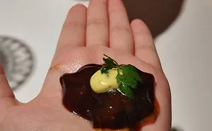 35 People Who Got Some Of The Most Ridiculous Food Servings In The Restaurant Business (New Pics)