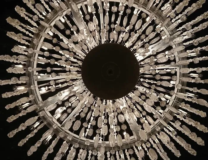There’s A Salt Mine In Poland With Underground Lakes, Chapels, And Chandeliers Made Of Salt And It Looks Unreal (30 Pics)