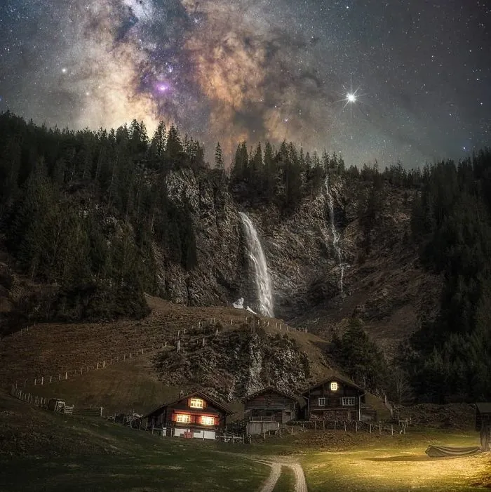 34 Photographs I Captured Under The Night Sky