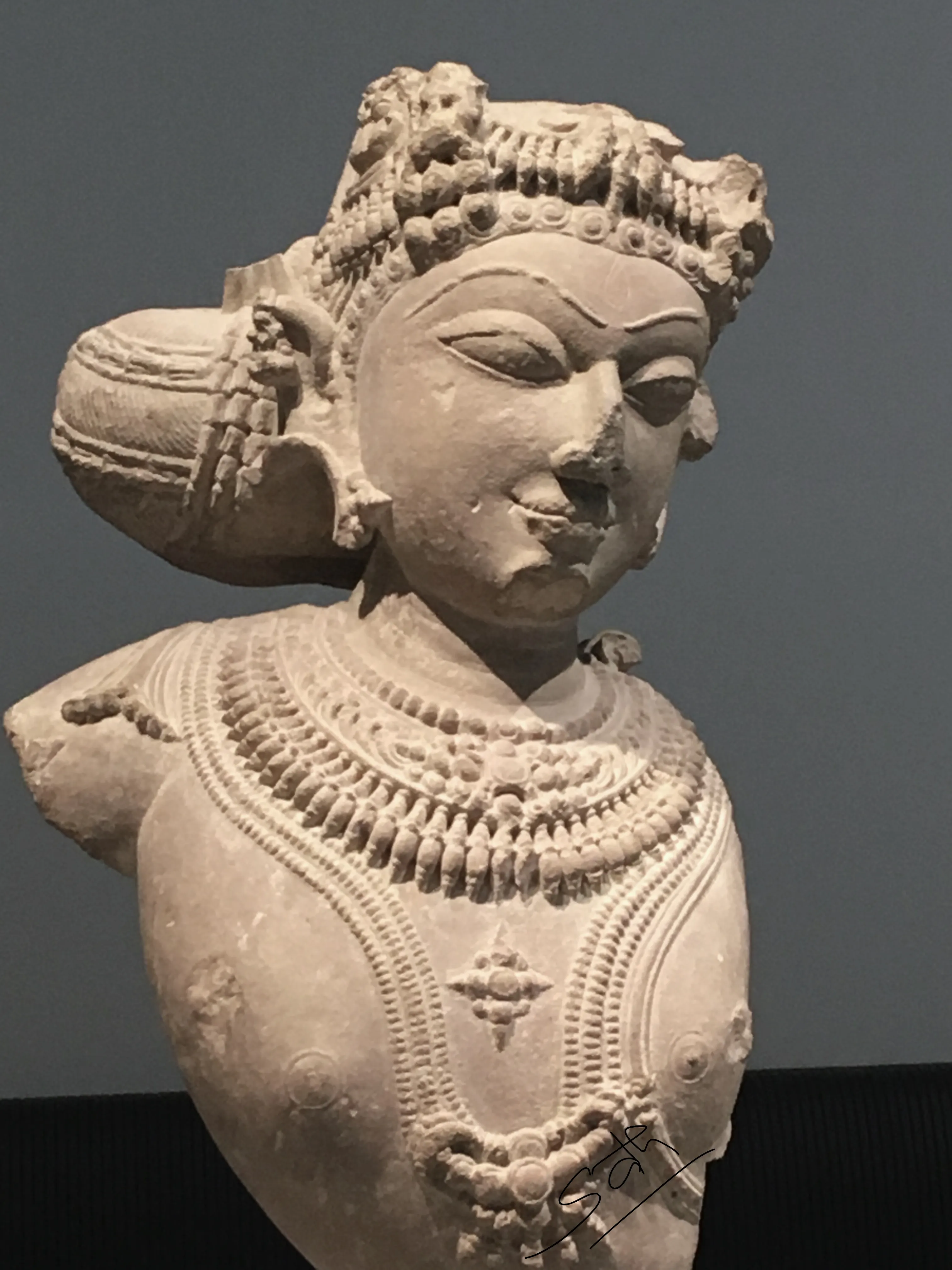 Making Sculpture Is Like Silent Poetry