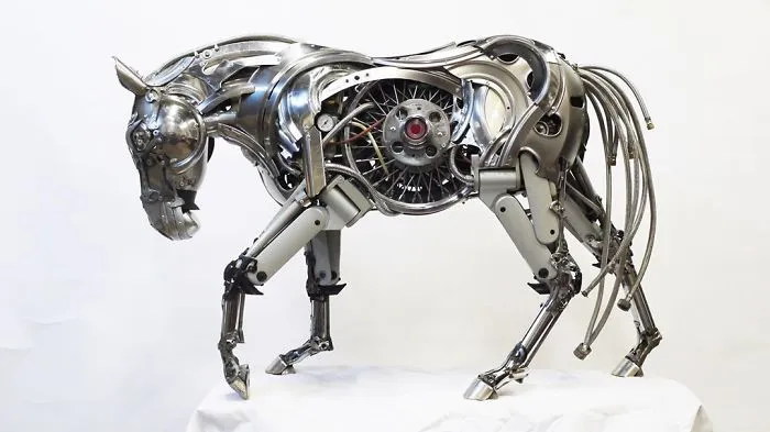 This Artist Turns Old Parts Into Beautiful Sculptures Of Animals (50 New Pics)