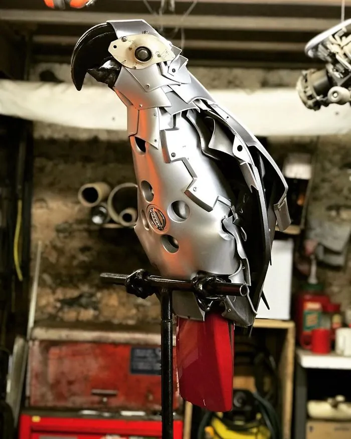 This Artist Turns Old Parts Into Beautiful Sculptures Of Animals (50 New Pics)