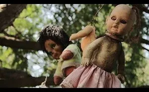 12 Creepy Photos From The "Island Of Dolls", Where You Can Hear The Screams