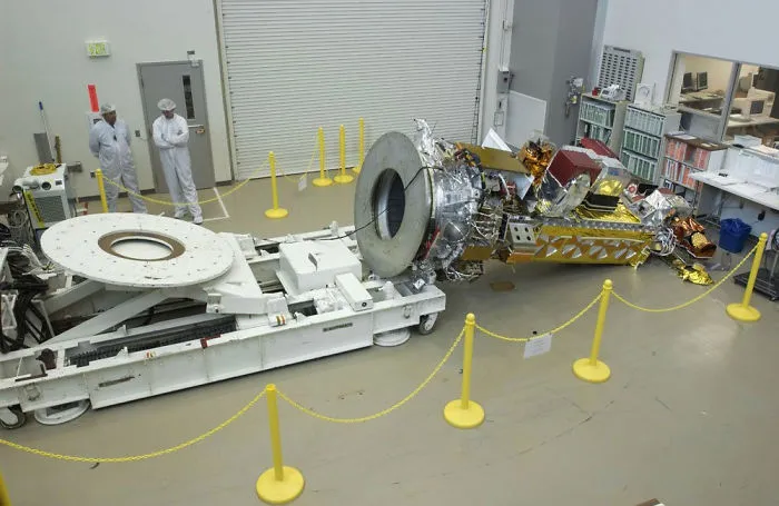 Señor, se nos ha caido un satélite de 290$ millones al suelo