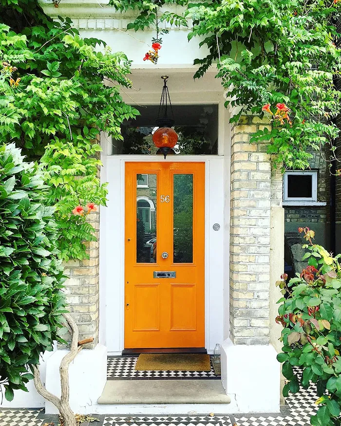 These 30 Charming Front Doors Around London Look Like They're Part Of Sets In A Wes Anderson Movie