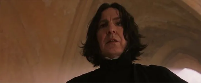 El primer encuentro de Harry y Snape y su mensaje secreto