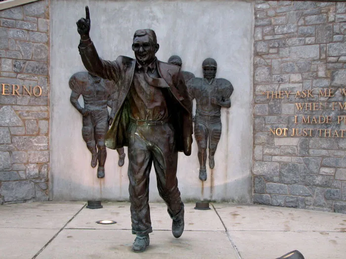 People Removed These 29 Statues Because They Stood For What’s Wrong With Humans