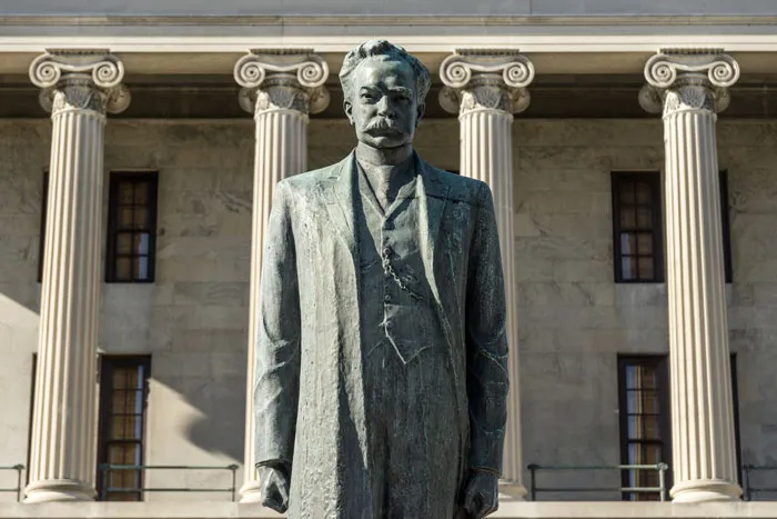 People Removed These 29 Statues Because They Stood For What’s Wrong With Humans