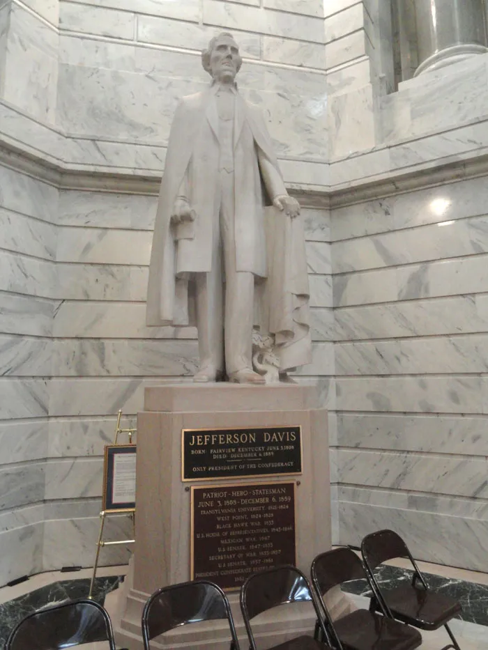 People Removed These 29 Statues Because They Stood For What’s Wrong With Humans