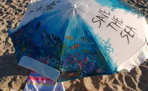 I Painted My Beach Umbrella To Show What Will Happen To Marine Life If We Don’t Make A Change