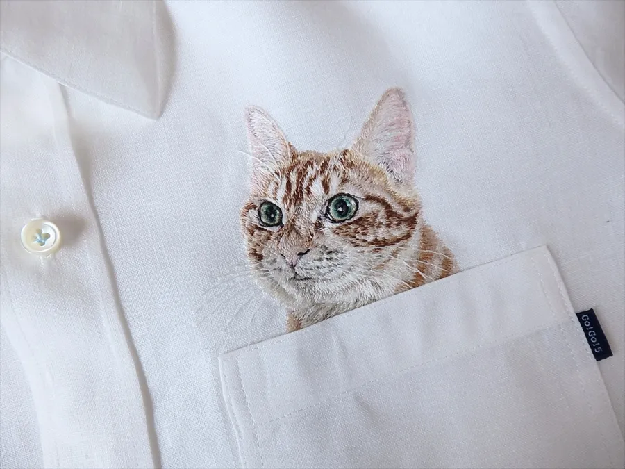 Cute! Custom-Embroidered Pets In Pockets By Hiroko Kubota