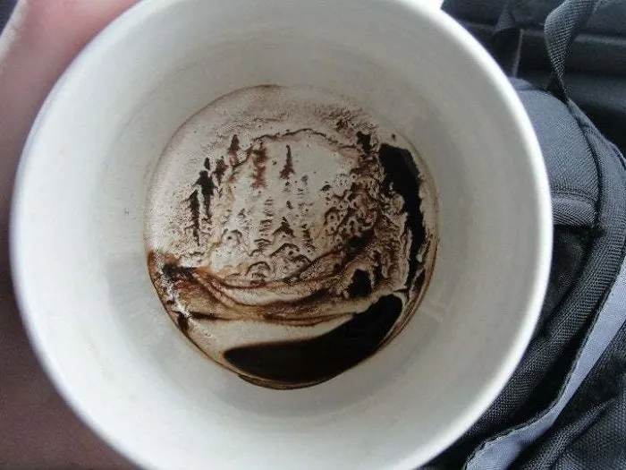 Lo que le pasó a mi café tras dejarlo de lado un rato
