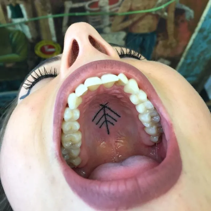 This Tattoo Artist Uses Unconventional Body Parts As His Canvas, Here Are His 23 'Secret' Tattoos On The Roof Of The Mouth