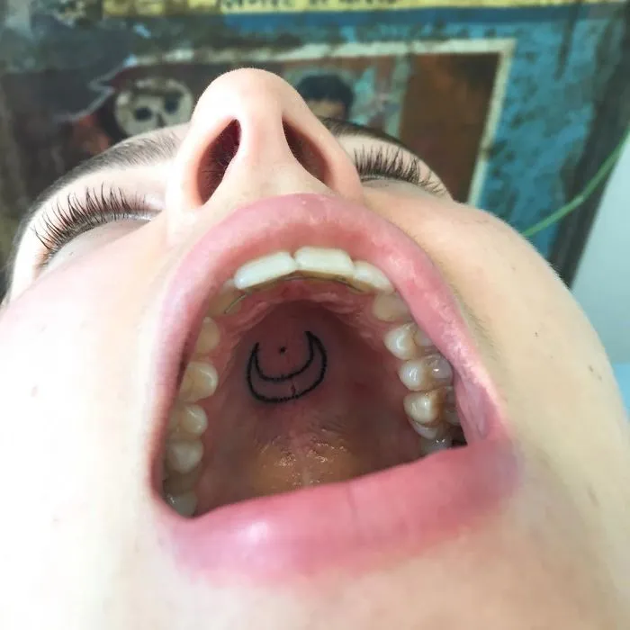 This Tattoo Artist Uses Unconventional Body Parts As His Canvas, Here Are His 23 'Secret' Tattoos On The Roof Of The Mouth