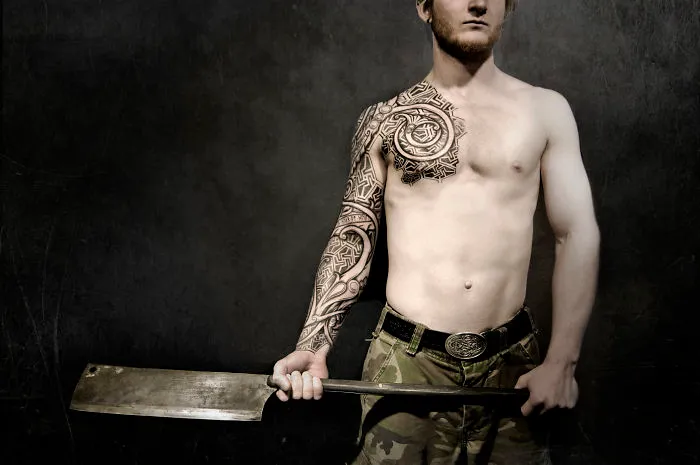 Another Scandinavian Warrior, Urnes Viking Style, Built Like An Armor!
