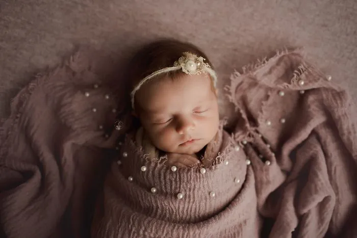 I Photograph Beautiful Newborn Babies