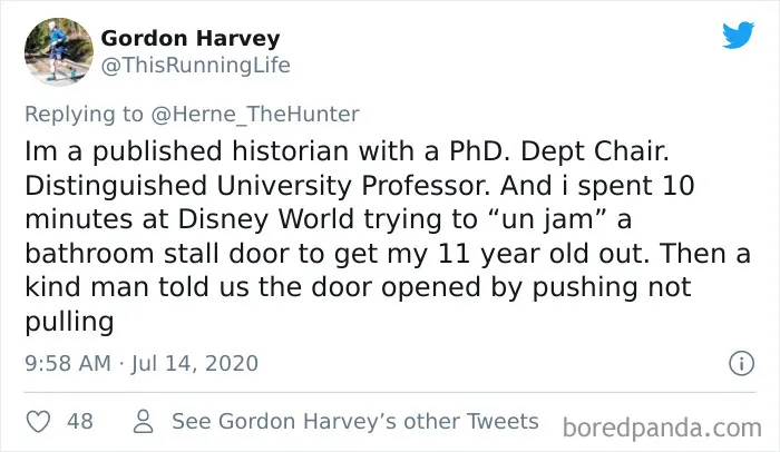 30 Times Intelligent Adults With Numerous Degrees Acted So Stupidly, It Resulted In Lots Of Embarrassment