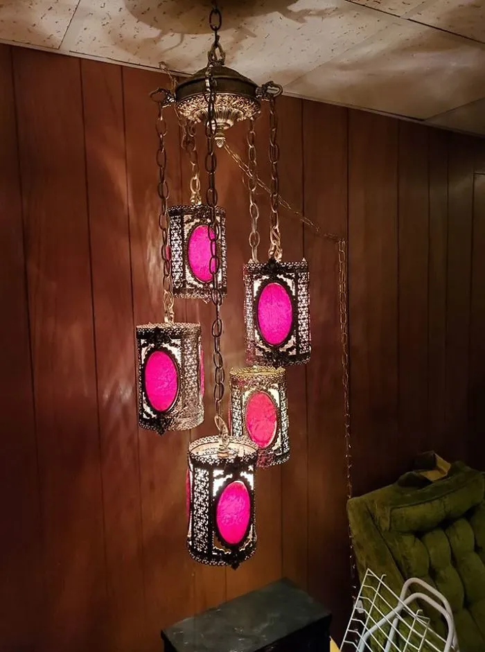 Found This Awesome Lamp At Coin Antique In Hutchinson, Mn Was Love At First Sight, Bought It With No Regrets