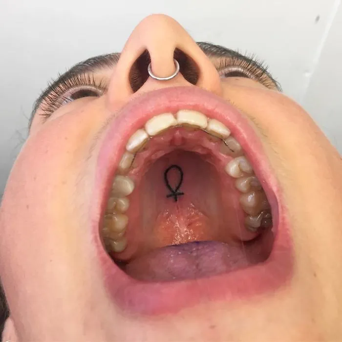 This Tattoo Artist Uses Unconventional Body Parts As His Canvas, Here Are His 23 'Secret' Tattoos On The Roof Of The Mouth