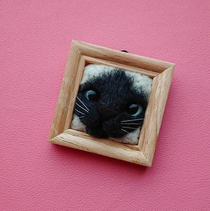 Here Are 30 Of This Japanese Felt Artist's Cutest Cat Frames