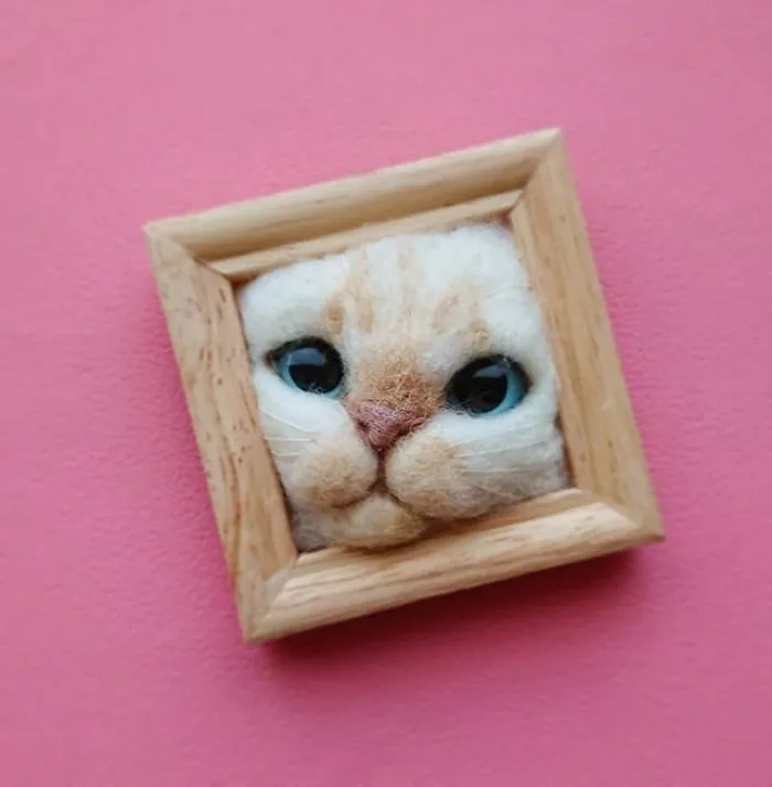 Here Are 30 Of This Japanese Felt Artist's Cutest Cat Frames