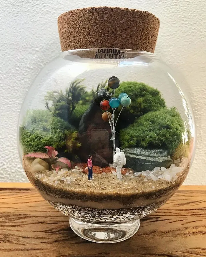These Artists Put Micro, Self-Sustainable Ecosystems In Glass Containers (30 Pics)