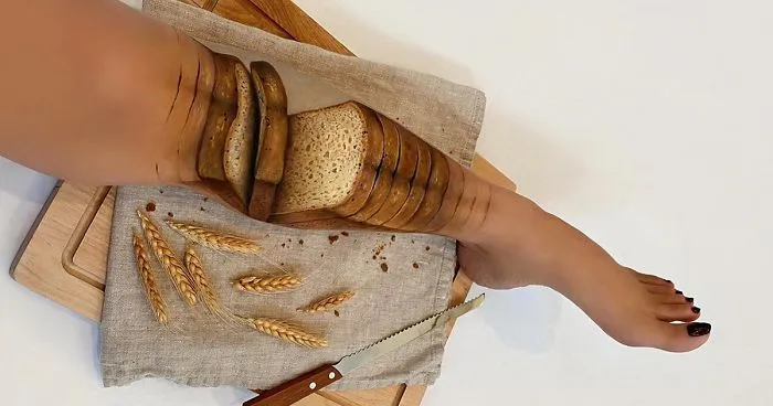 Woman Gives Up Teaching To Create Optical Illusions With Makeup, These Are Her Leg And Arm Illusions (30 Pics)