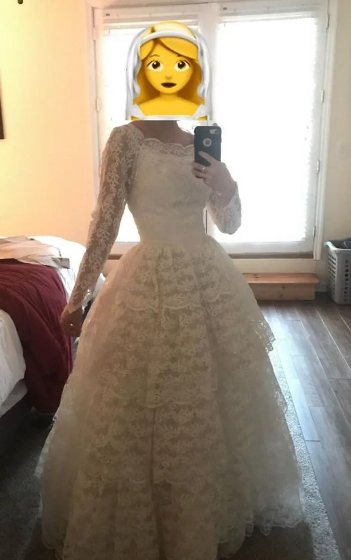 My Vintage 1950s Wedding Dress (Purchased From Etsy For $170 Total) Arrived Today! Nothing Extra Was Added For All This Amazing Skirt Volume