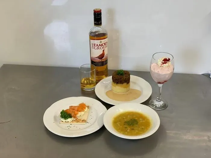 Cena de la noche de Burns