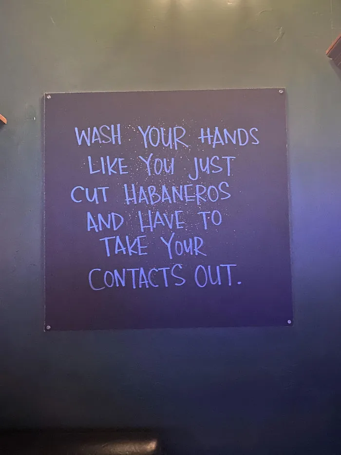22 Funny, Straightforward Signs About The Coronavirus Situation Put Up By Shops And Restaurants