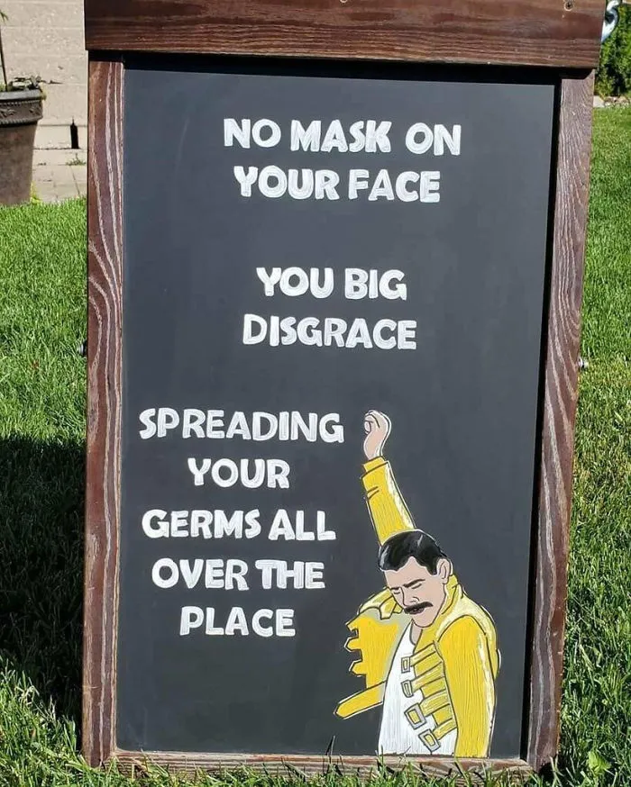 22 Funny, Straightforward Signs About The Coronavirus Situation Put Up By Shops And Restaurants