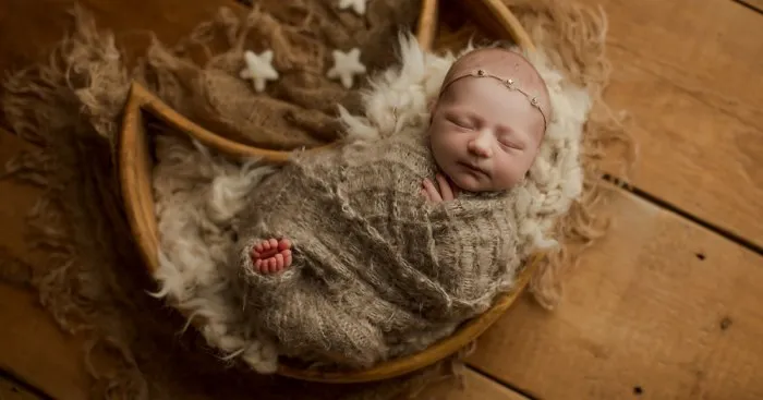 I Photograph Beautiful Newborn Babies
