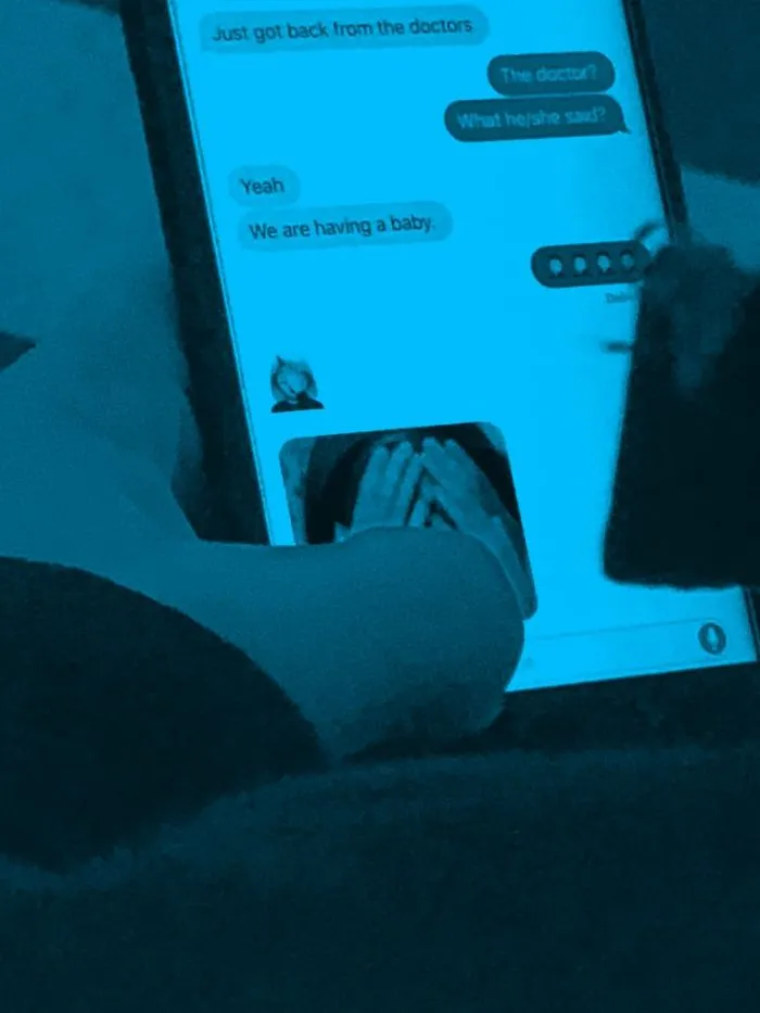Photographer Spies On New Yorkers' Text Messages, Shares 10 Of The Most Unusual Ones He's Captured