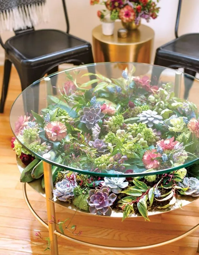 31 Times People Made Their Home Greener By Turning Tables Into Succulent Gardens