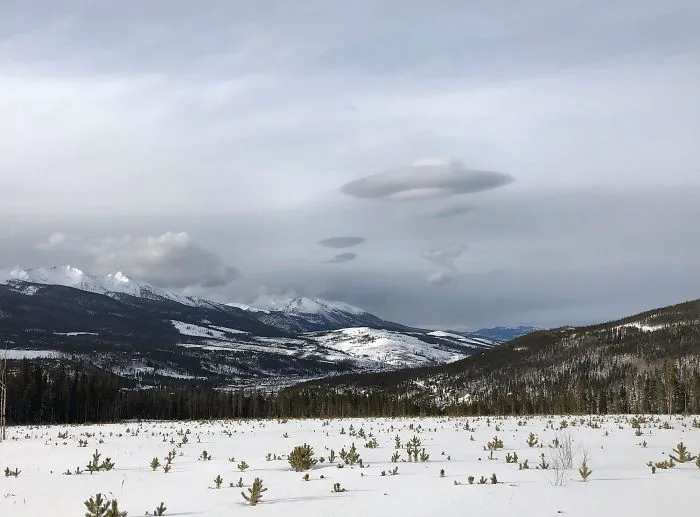 Nubes que parecen una invasión ovni