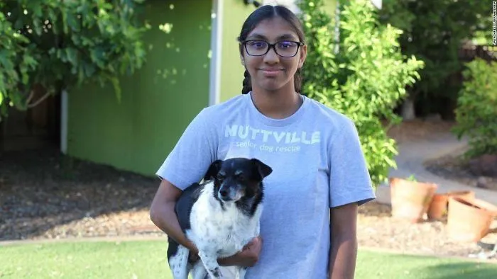 He adoptado a esta chica de 14 años, los mayores merecen un hogar