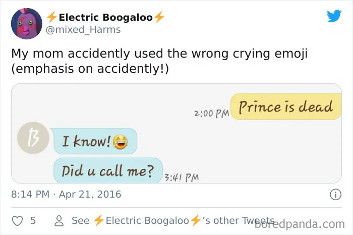 30 Old People Using The 😂 Emoji Without Knowing The Meaning Of It