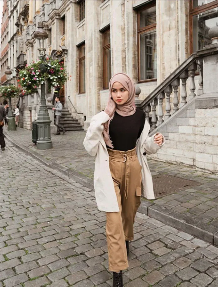 Someone Starts A 'Best Dressed Hijabi Edition' Thread And The Photos Look Too Cool