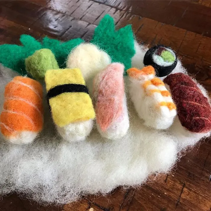 I Make Felted Fake Foods And Cutesy Animals (60 Pics)