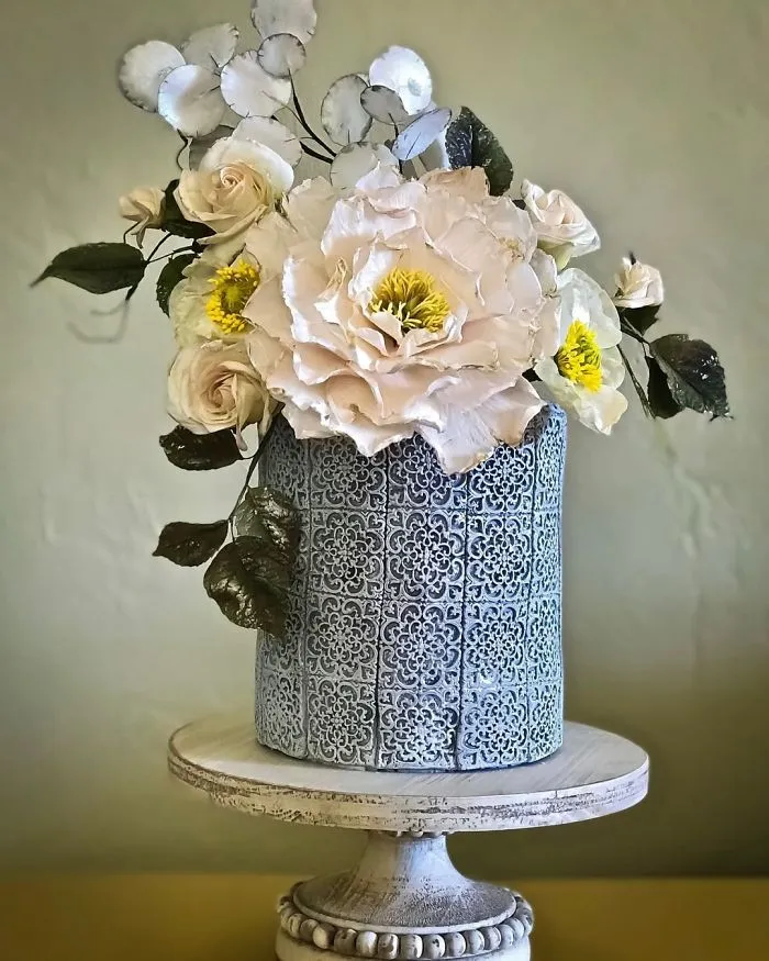 42 Incredible Cakes By Julie Simon That Are Difficult To Believe Are Made Entirely Out Of Sugar 