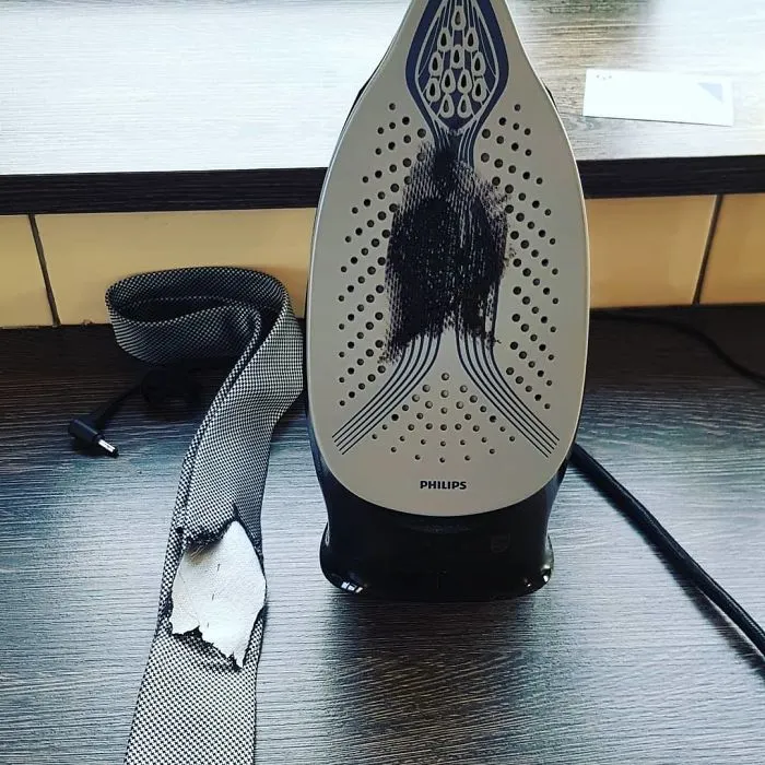 Pues las corbatas no se planchan, parece ser