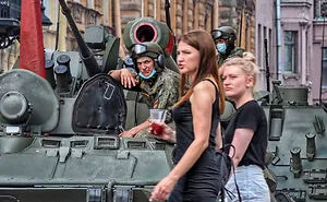 This Is What Russia Really Looks Like: 30 Honest And Bizarre Photos By Aleksandr Petrosyan