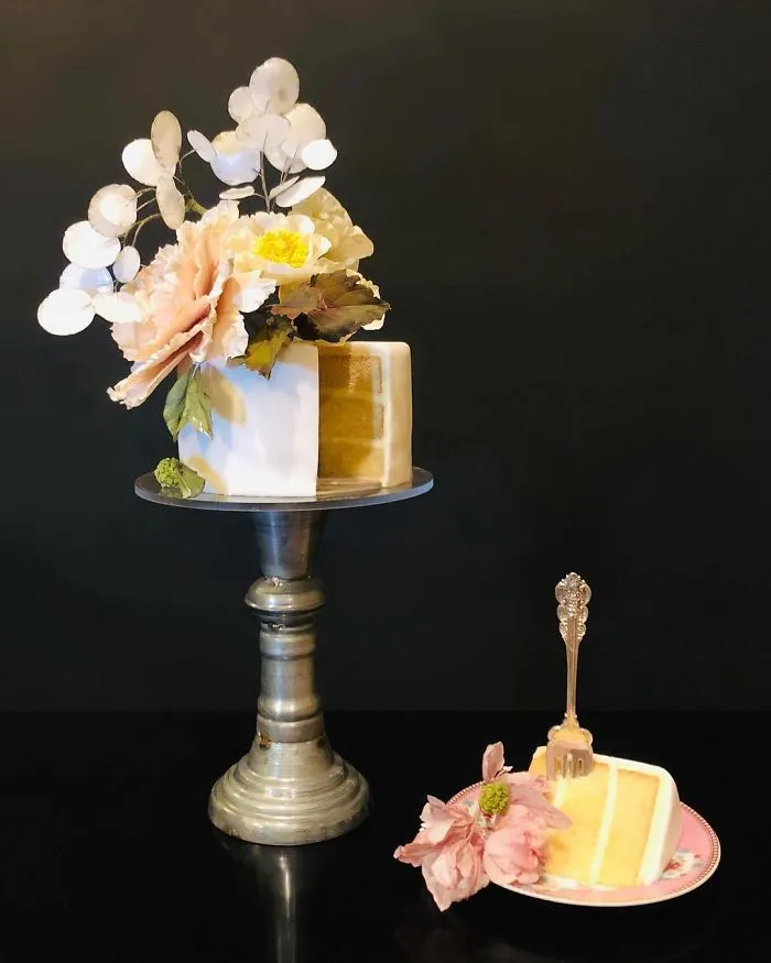 42 Incredible Cakes By Julie Simon That Are Difficult To Believe Are Made Entirely Out Of Sugar 