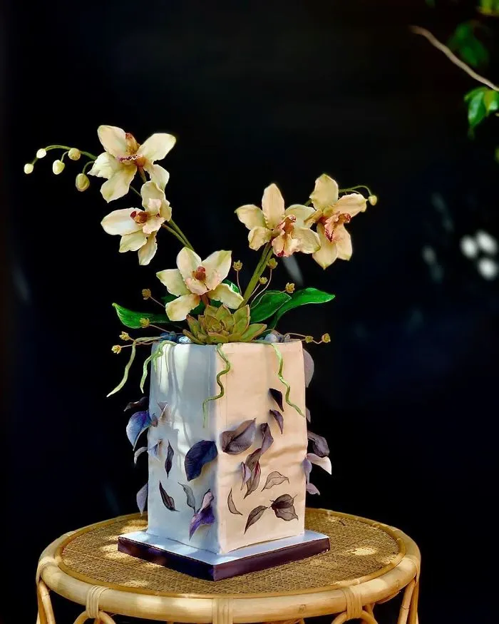 42 Incredible Cakes By Julie Simon That Are Difficult To Believe Are Made Entirely Out Of Sugar 