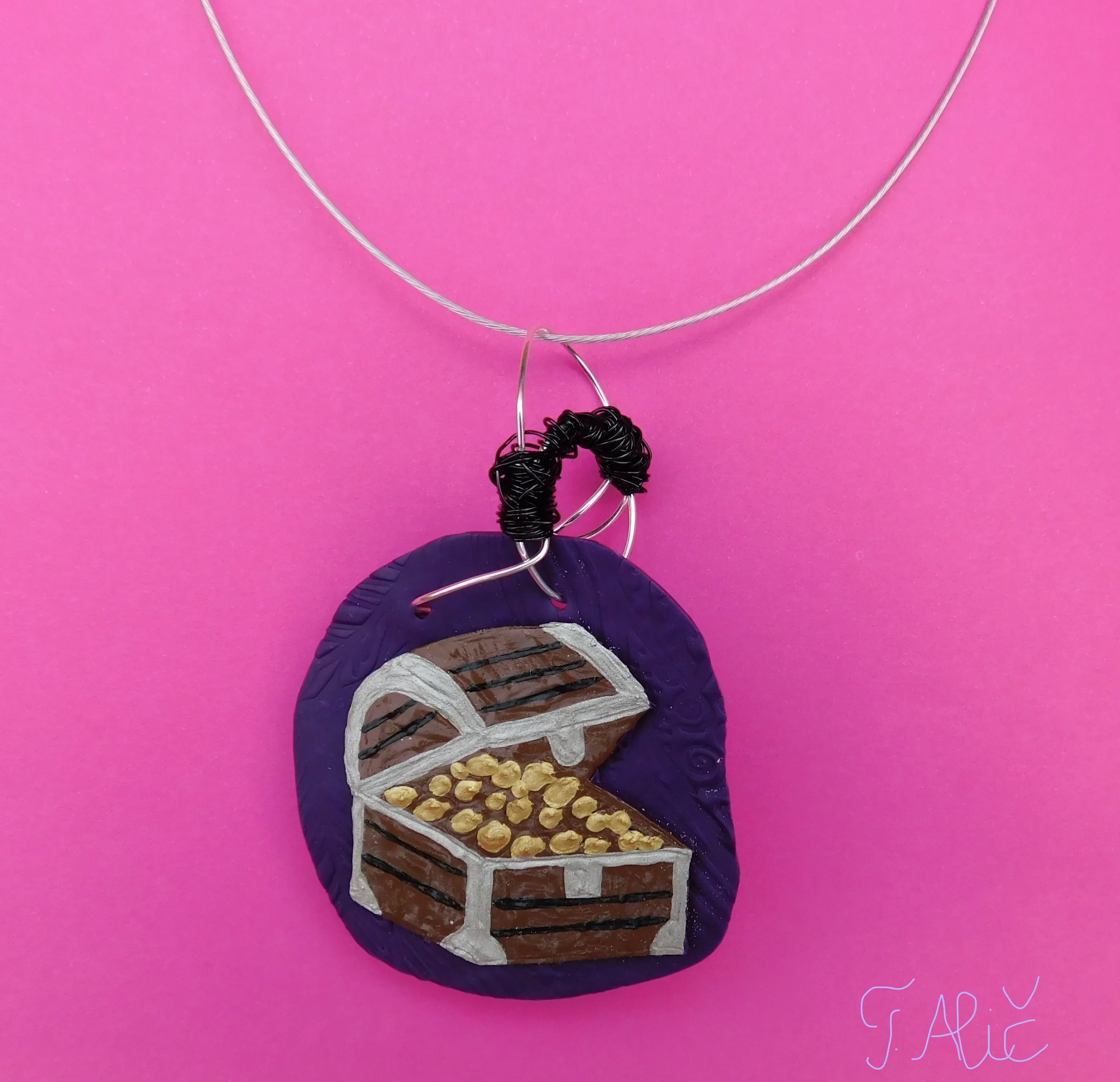 Handmade Necklace: Treasure Chest
