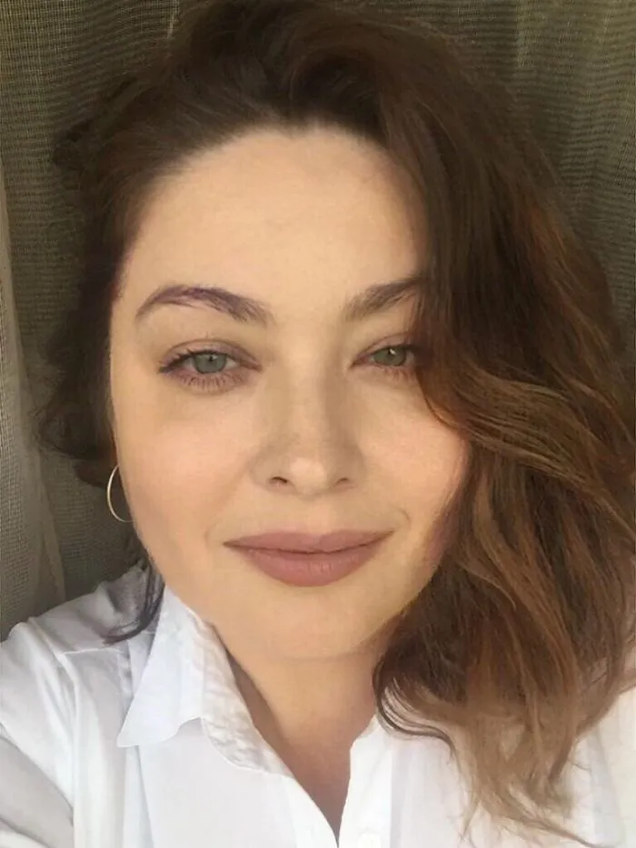 Person Asks People Over 40 To Share Their Pics To Show Aging Is Not That Scary (30 Pics)