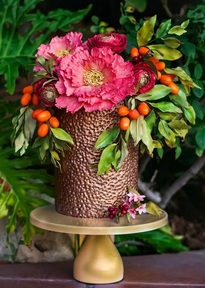 42 Incredible Cakes By Julie Simon That Are Difficult To Believe Are Made Entirely Out Of Sugar 