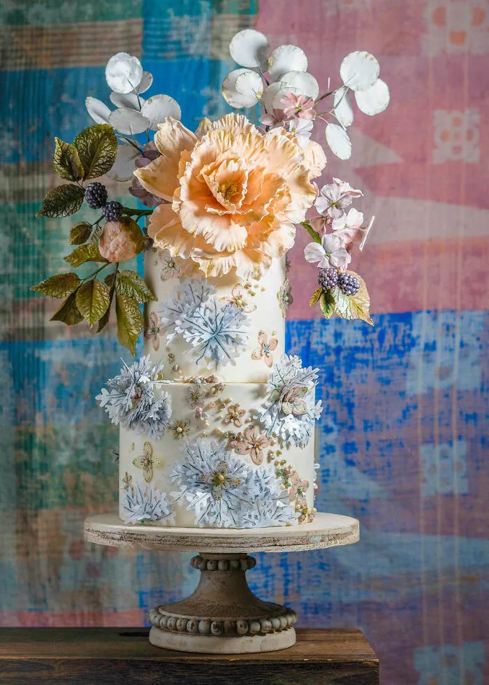 42 Incredible Cakes By Julie Simon That Are Difficult To Believe Are Made Entirely Out Of Sugar 
