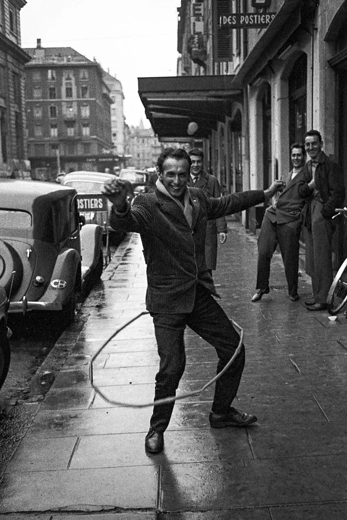 Grandson Inherits His Grandfather's Collection Of Unseen Street Photos Taken Over Half A Century Ago (30 Pics)